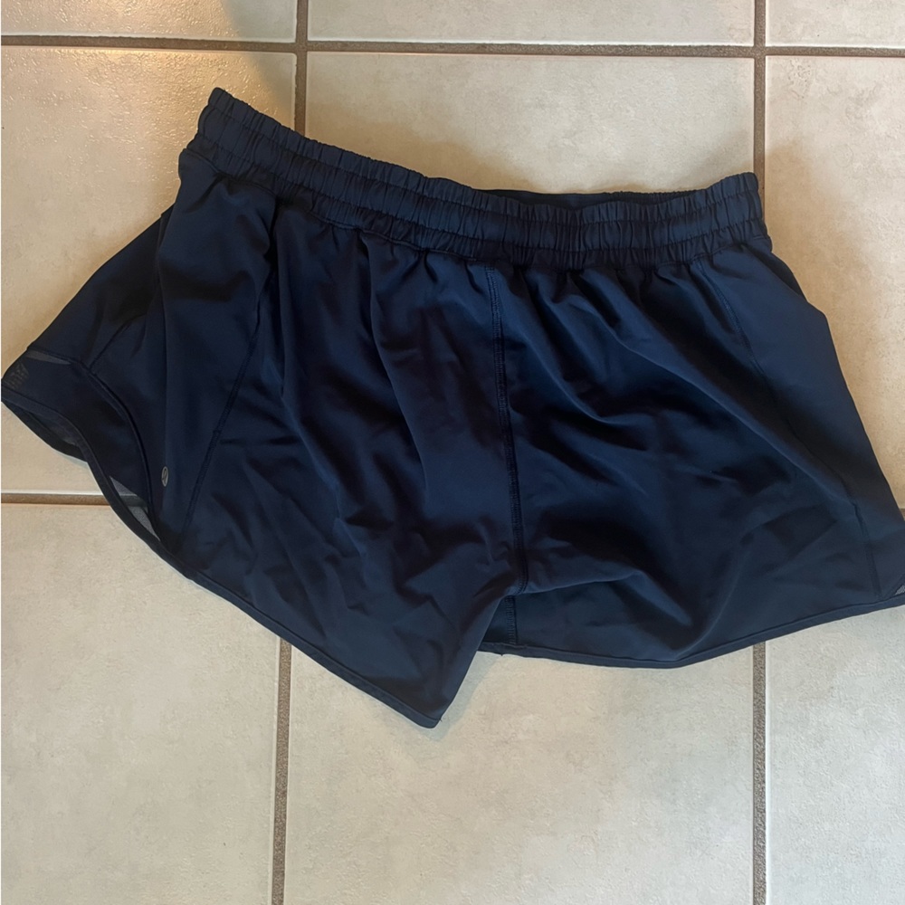 Lululemon Hotty Hot Long Shorts Size 12